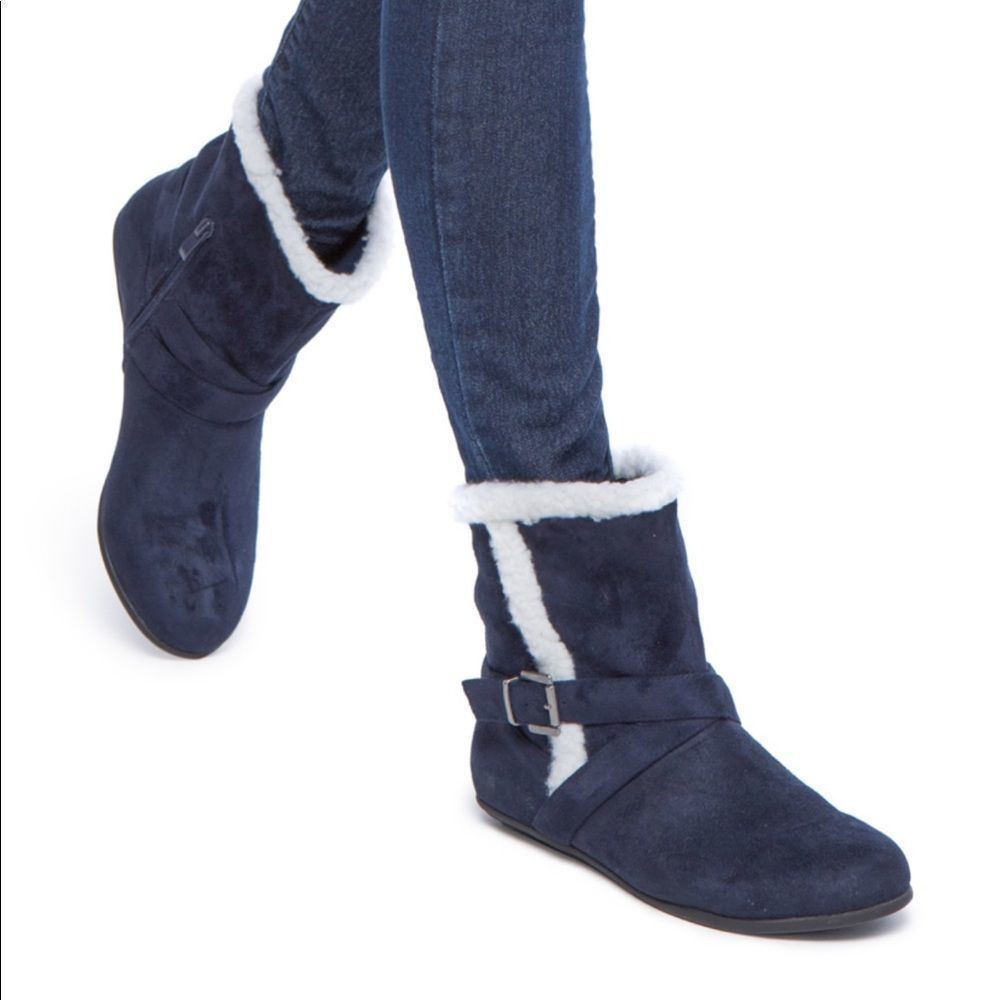 𝅺shoe dazzle Grey Davette Bootie - Picture 6 of 7